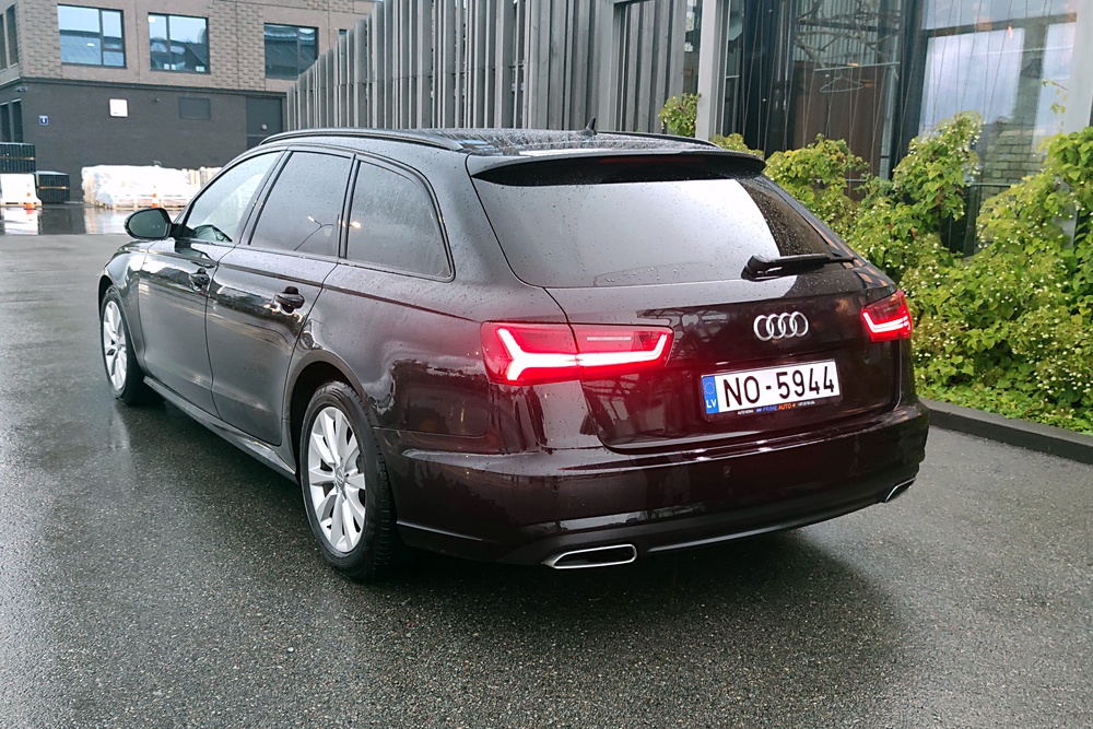 Audi A6 Avant Sport Edition 2.0 TDI Black C7 4G Facelift (3)